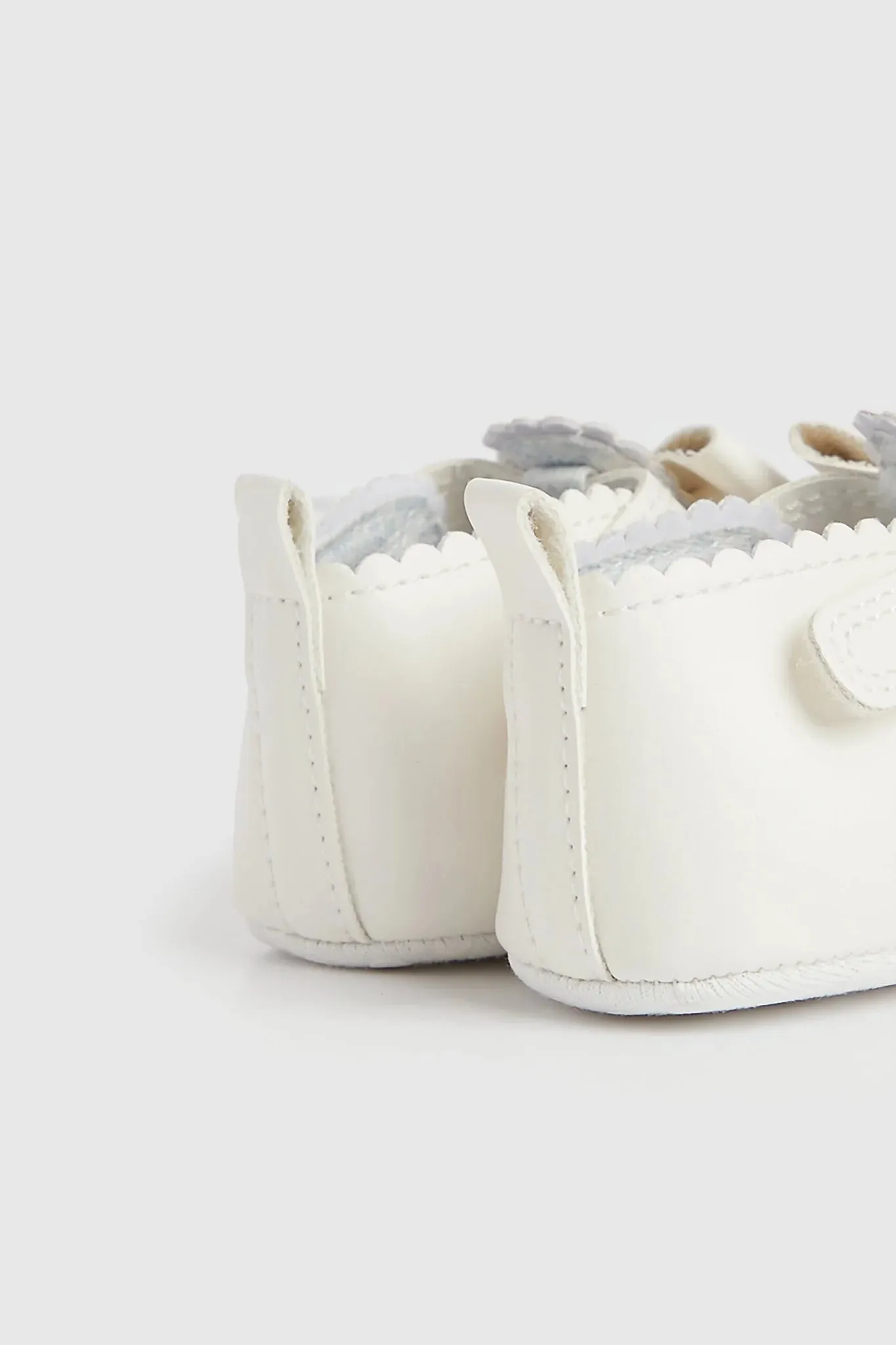 Pram Shoes and Headband Set